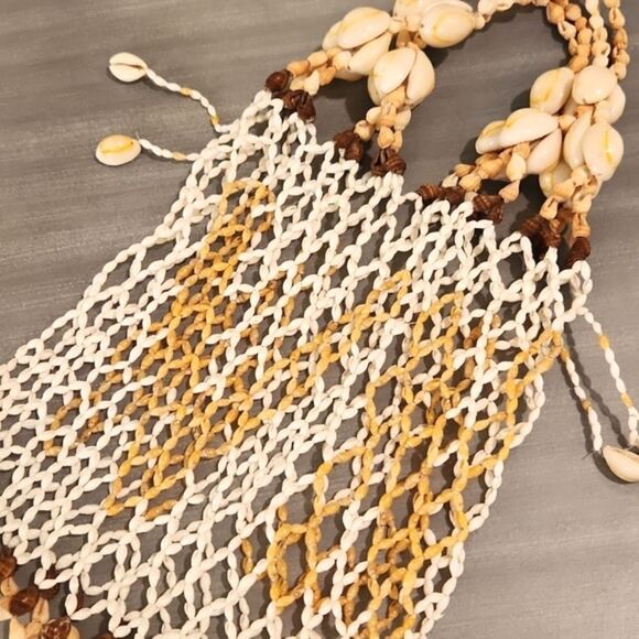 Womens beachy bohemian shell bag. - Picture 2 of 13